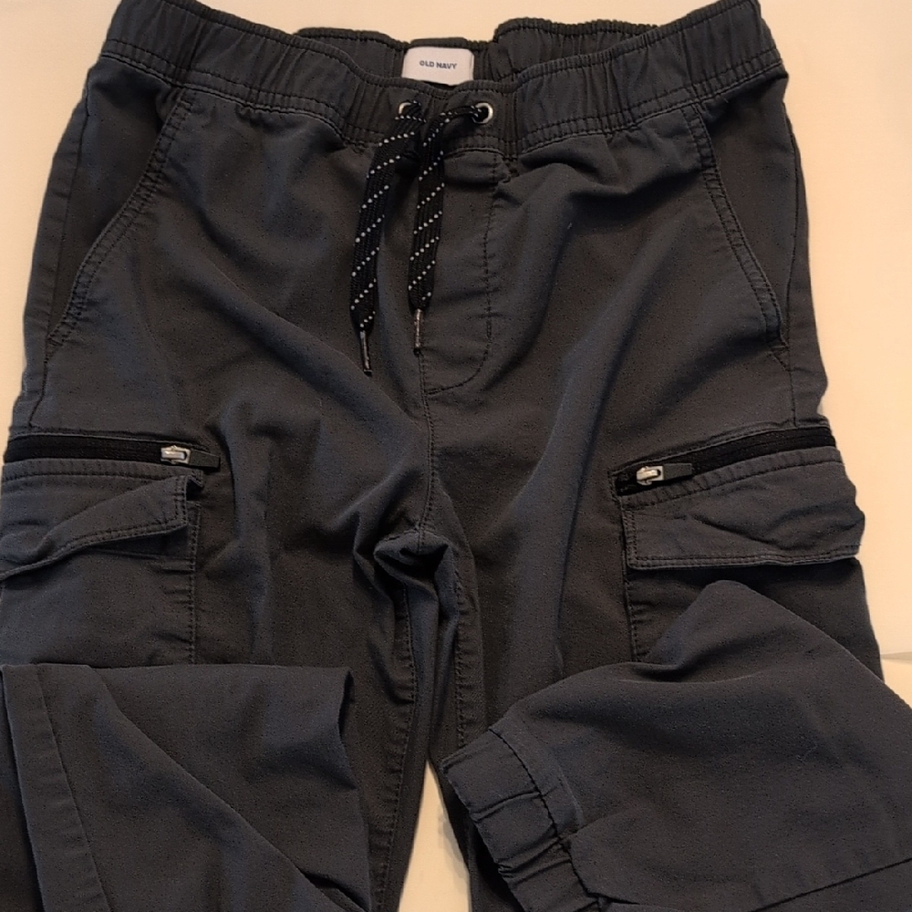 Old Navy Gray Cargo Pants with Relaxed Fit